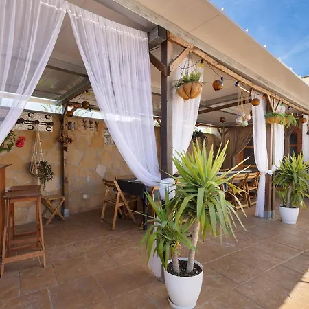 Cal Ramon Con Piscina Feriehus Rubí